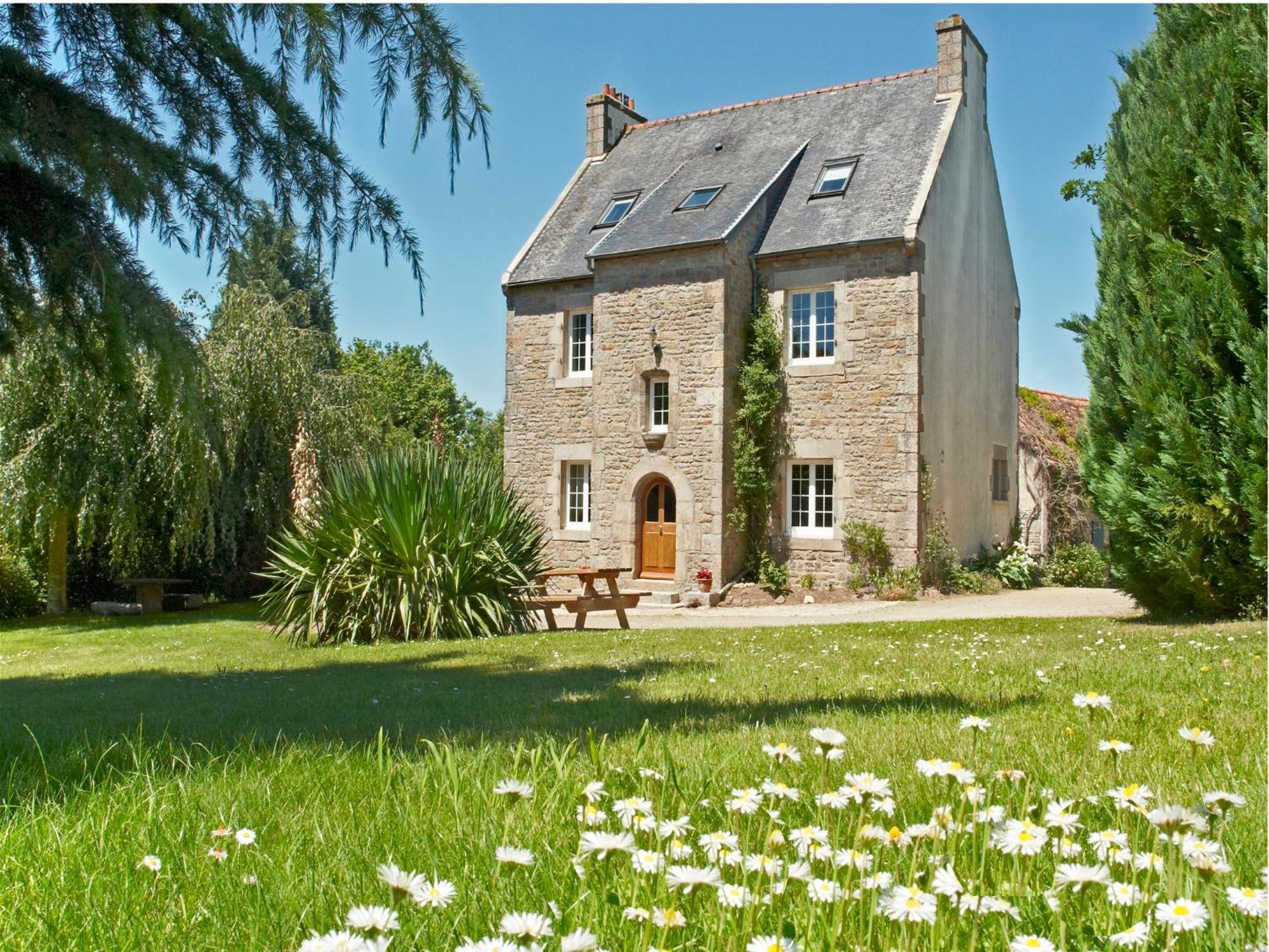 Domaine Le Puits De Jeanne Hotel Plouégat-Moysan Екстериор снимка